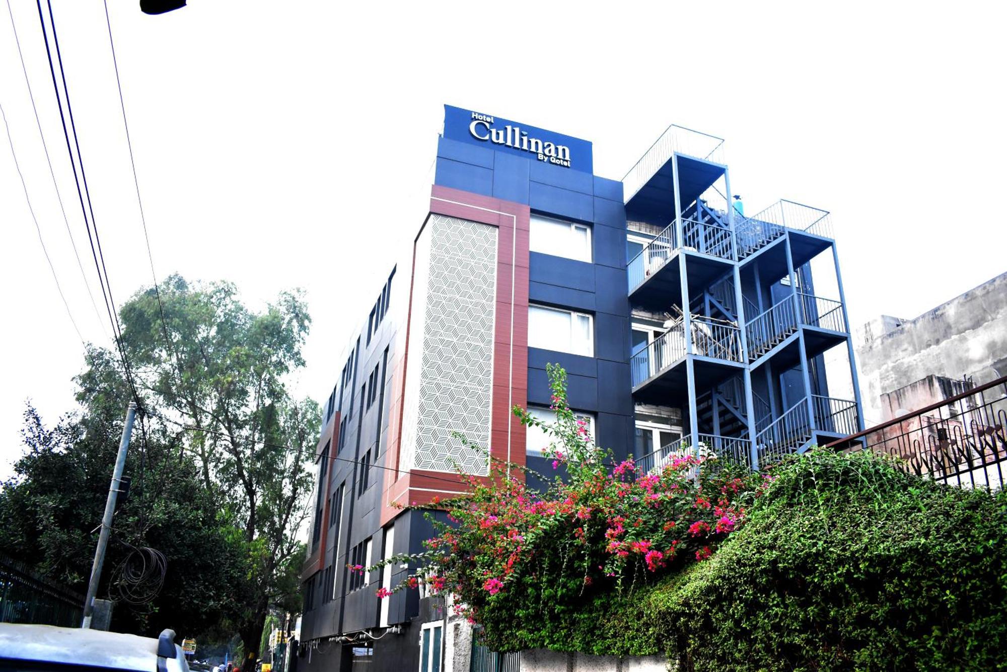 Hotel Cullinan By Qotel Janakpuri Delhi  Bagian luar foto
