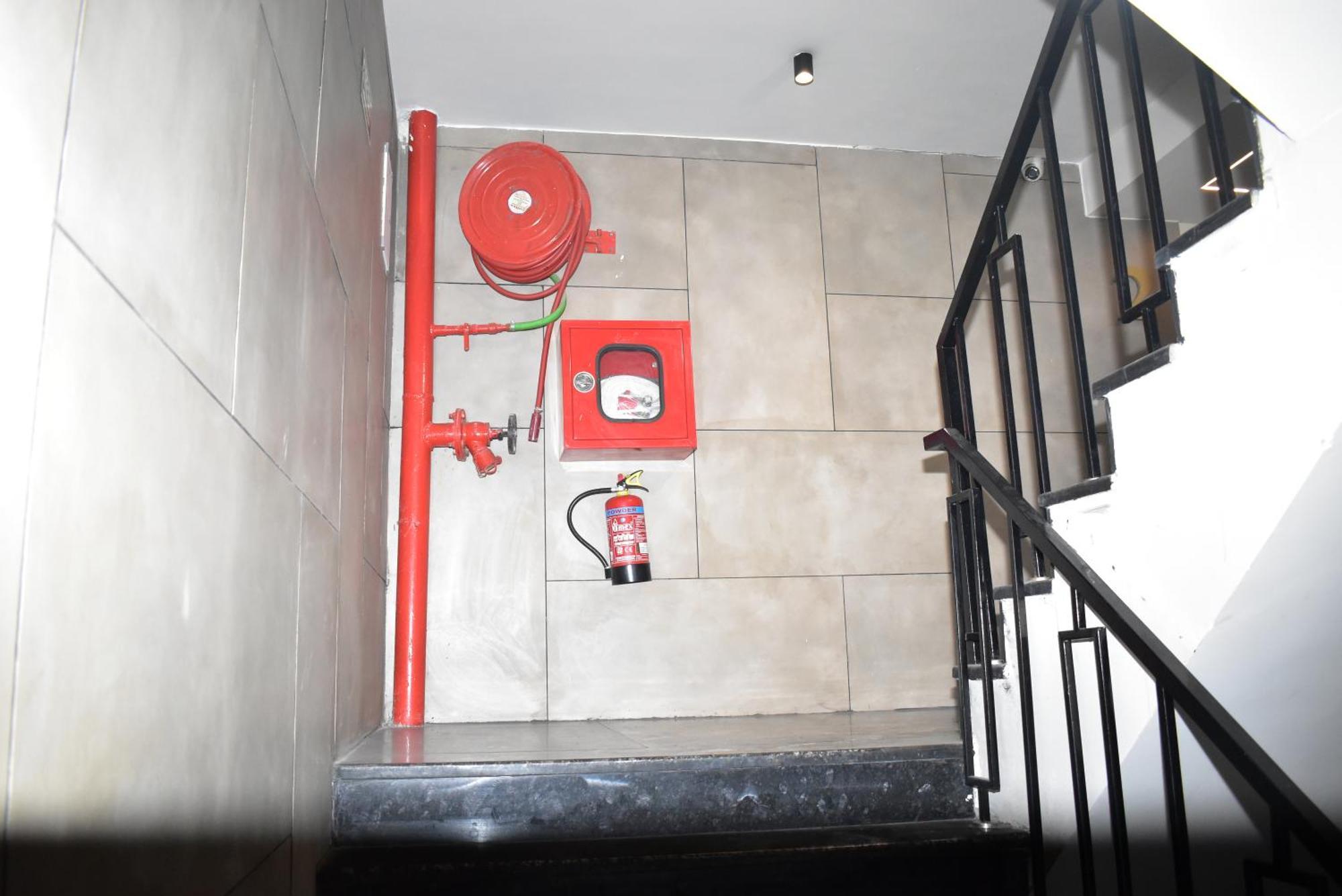 Hotel Cullinan By Qotel Janakpuri Delhi  Bagian luar foto